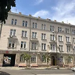 Square Apartman